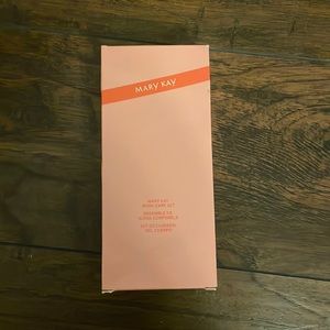 Mary Kay body care set